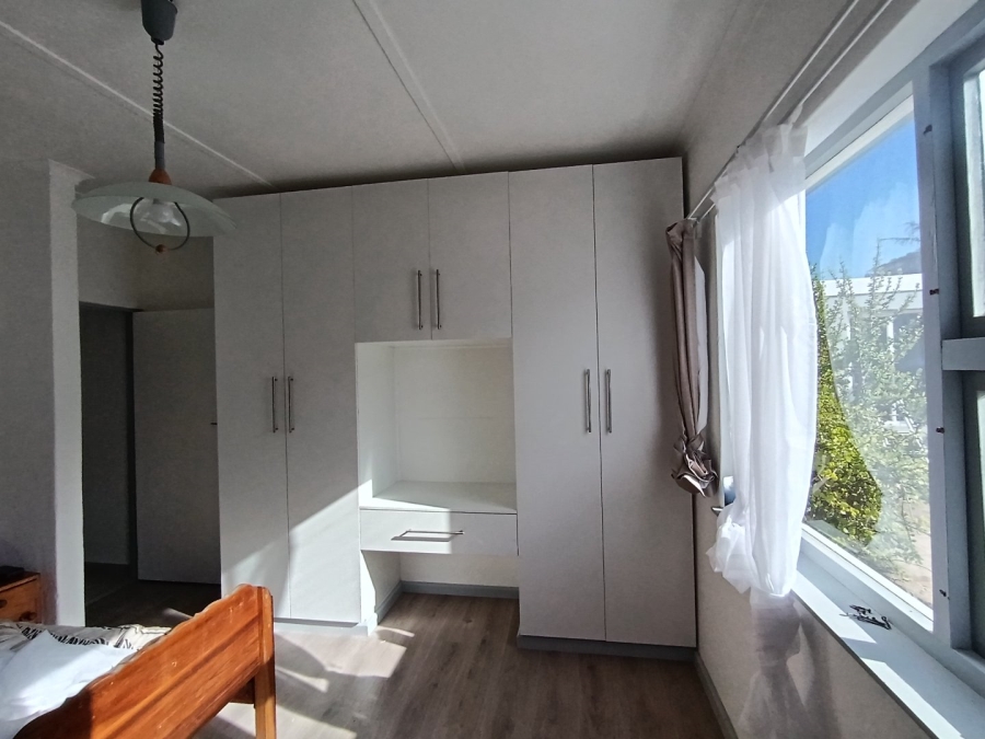To Let 3 Bedroom Property for Rent in Glentana Western Cape